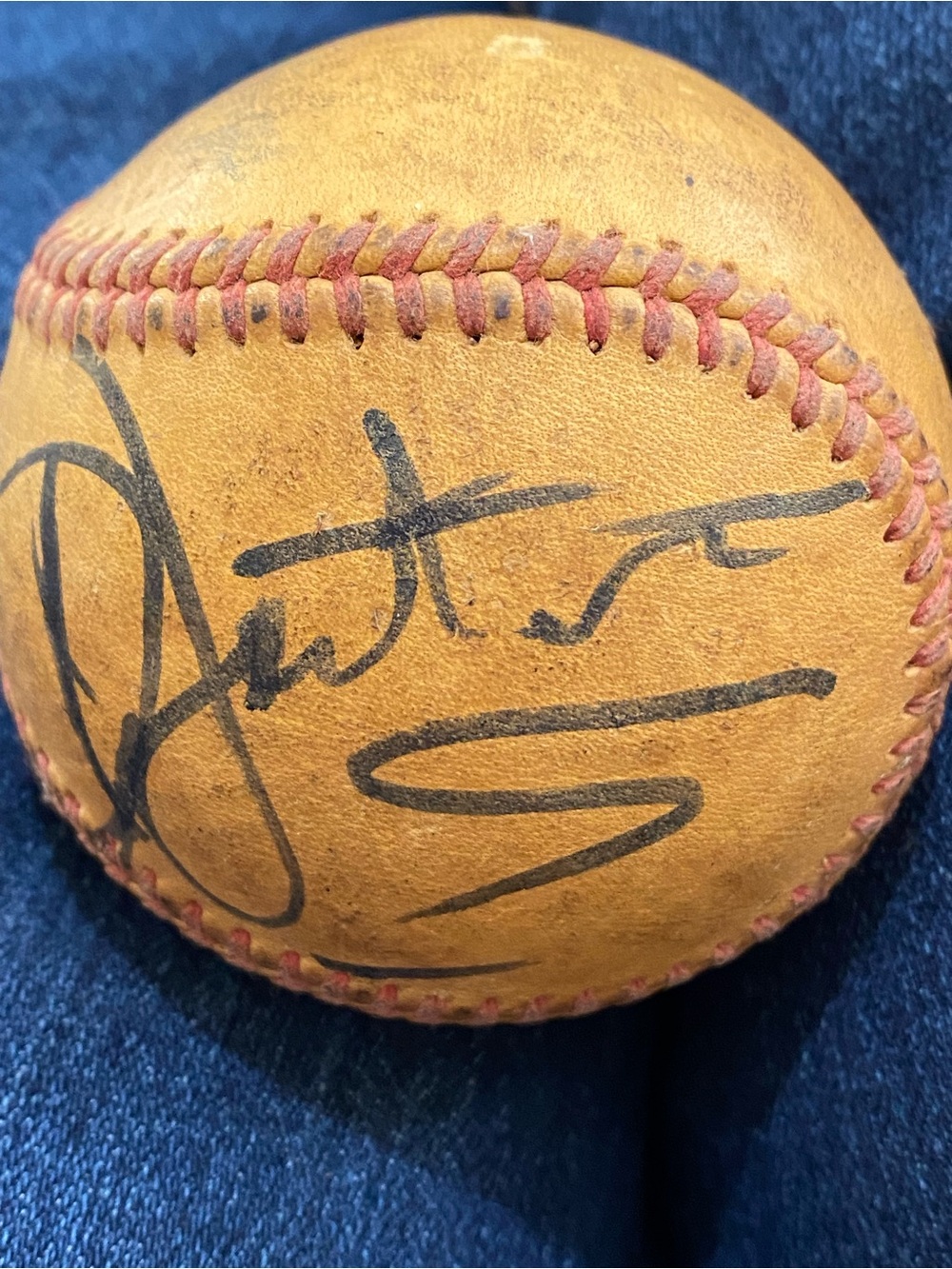 HELP ME IDENTIFY THIS SIGNATURE